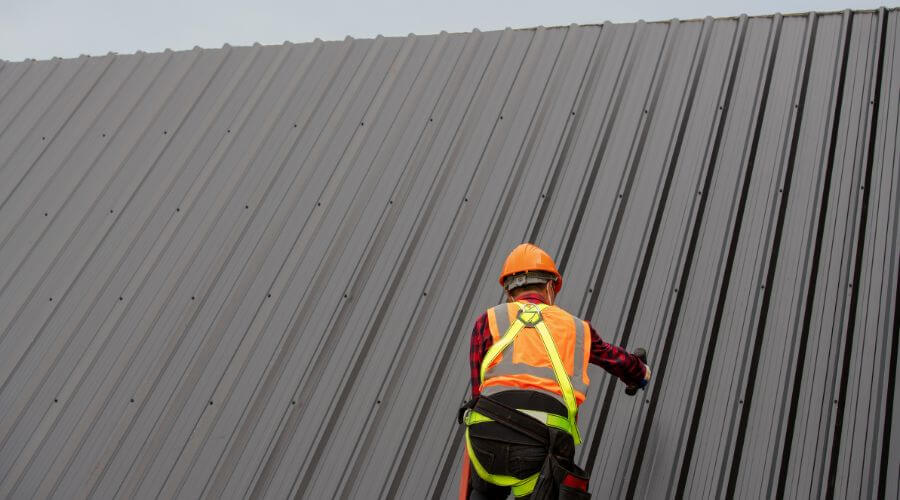 Professional residential roofers in Wickett, TX